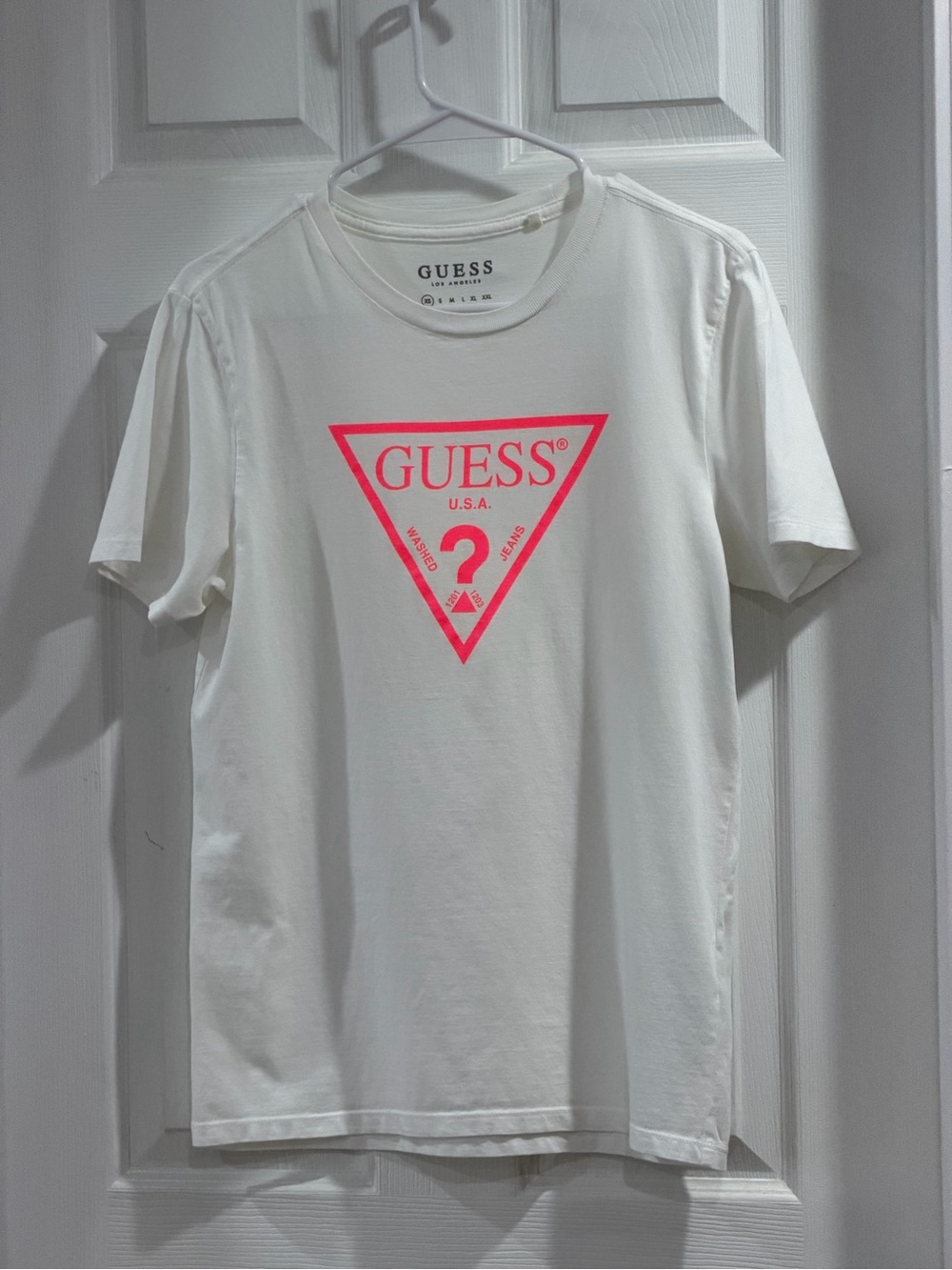 GUESS White Short-Sleeve Tee with Neon Pink Logo